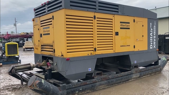 Ervaar ongeëvenaarde draagbaarheid en prestaties met onze draagbare compressor XRVS1350 voor luchtcompressie